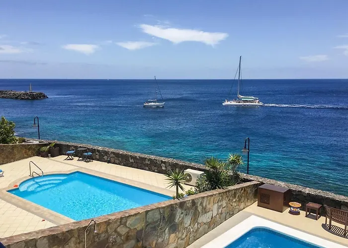Estebana Villa